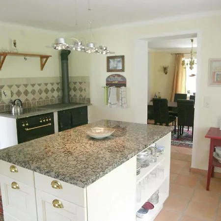 Splendid Chalet With Garden, Bbq, Balcony, Heating, Parking Chalé *