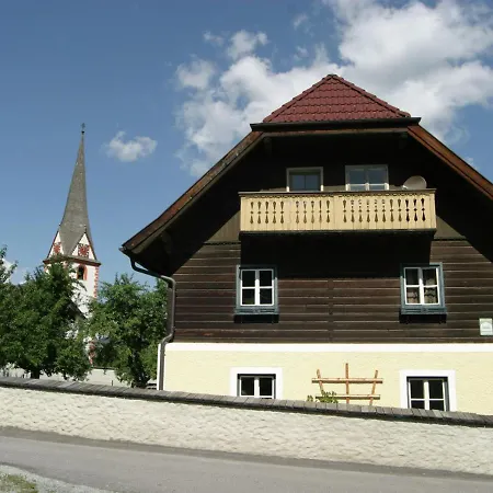 Splendid Chalet With Garden, Bbq, Balcony, Heating, Parking Chalé